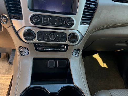 Used 2018 GMC Yukon SLT w/ Premium Edition RWD image 8