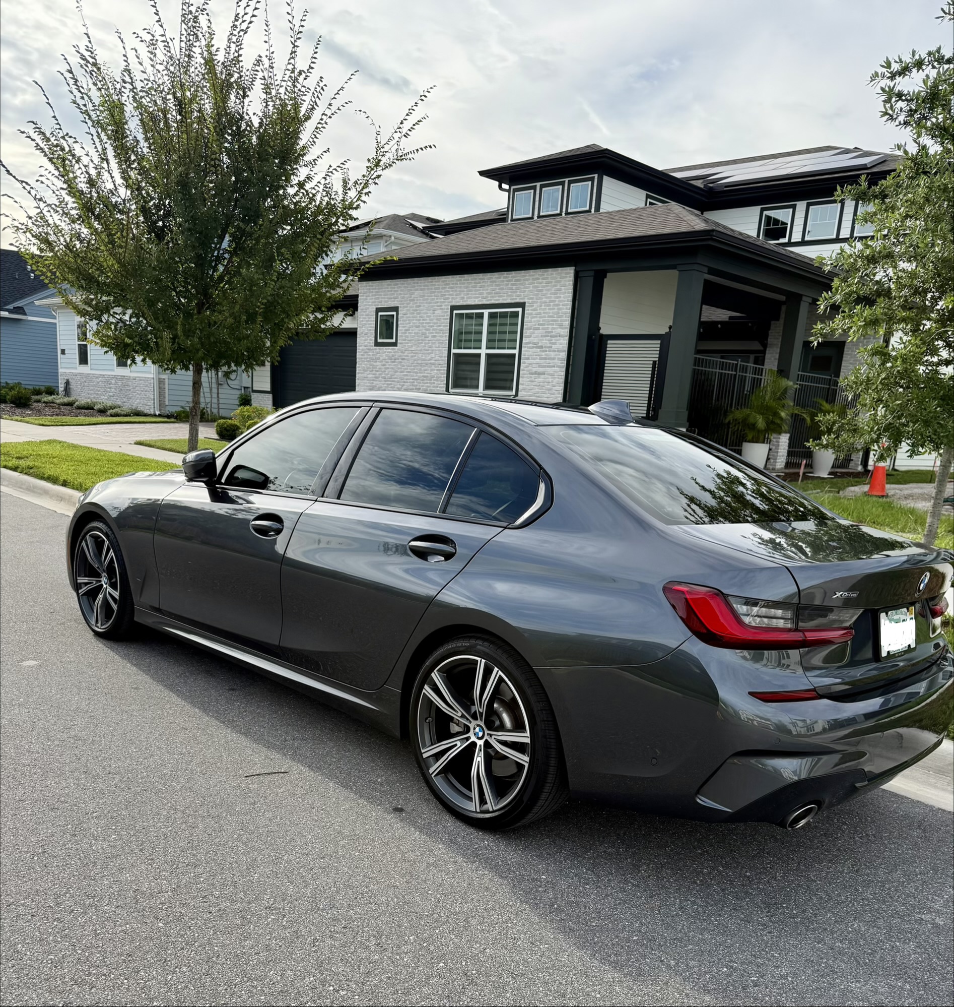 Used 2021 BMW 330i xDrive Sedan w/ M Sport Package AWD/4WD image 2