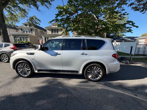 Used 2018 INFINITI QX80 4WD w/ Driver Assistance Package image 1