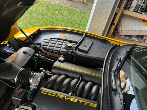 Used 2002 Chevrolet Corvette Convertible w/ Preferred Equipment Group2 RWD image 15