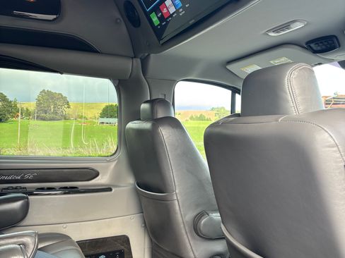 Used 2018 Ford Transit 150 148 Low Roof w/ Exterior Upgrade Package image 14