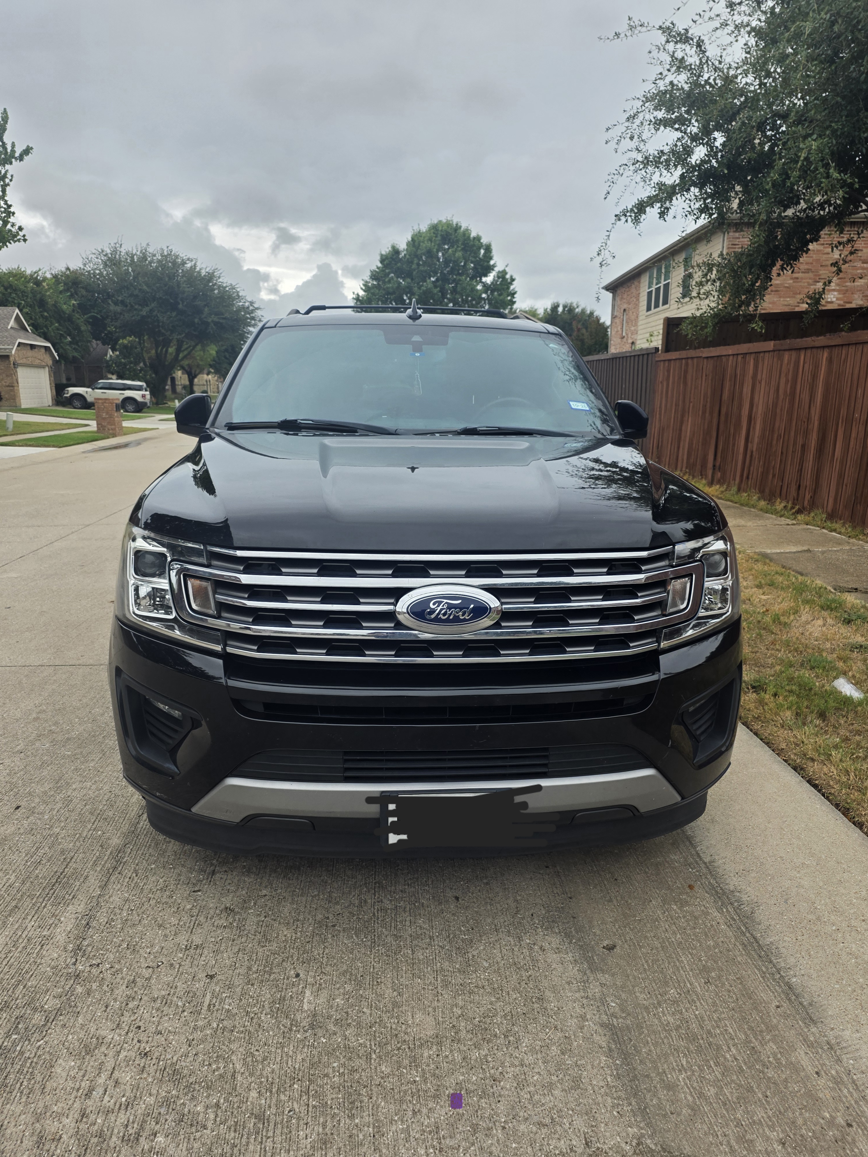 Used 2019 Ford Expedition XLT w/ Equipment Group 202A RWD image 1