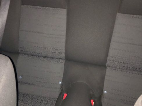 Used 2007 Ford Mustang Deluxe Convertible image 14