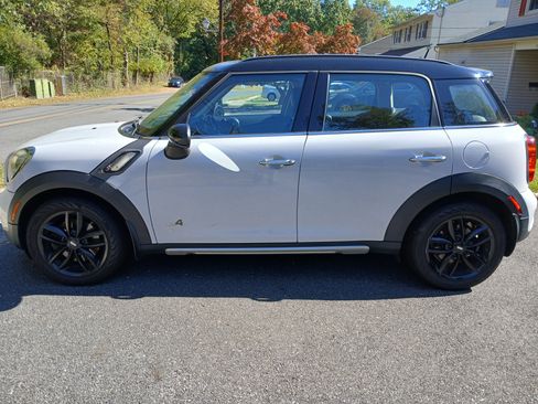 Used 2016 MINI Cooper Countryman S image 2