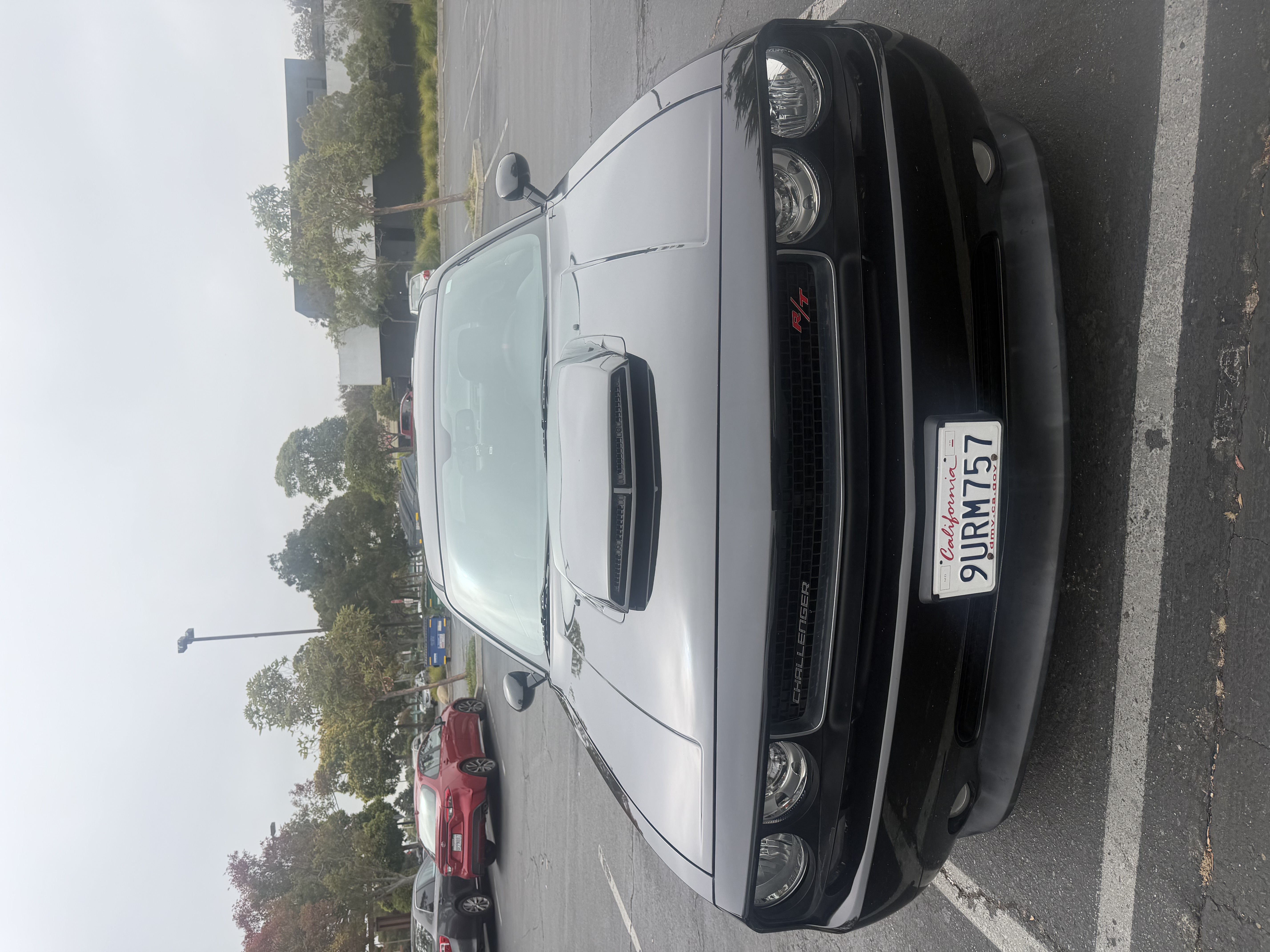 Used 2011 Dodge Challenger R/T RWD image 2