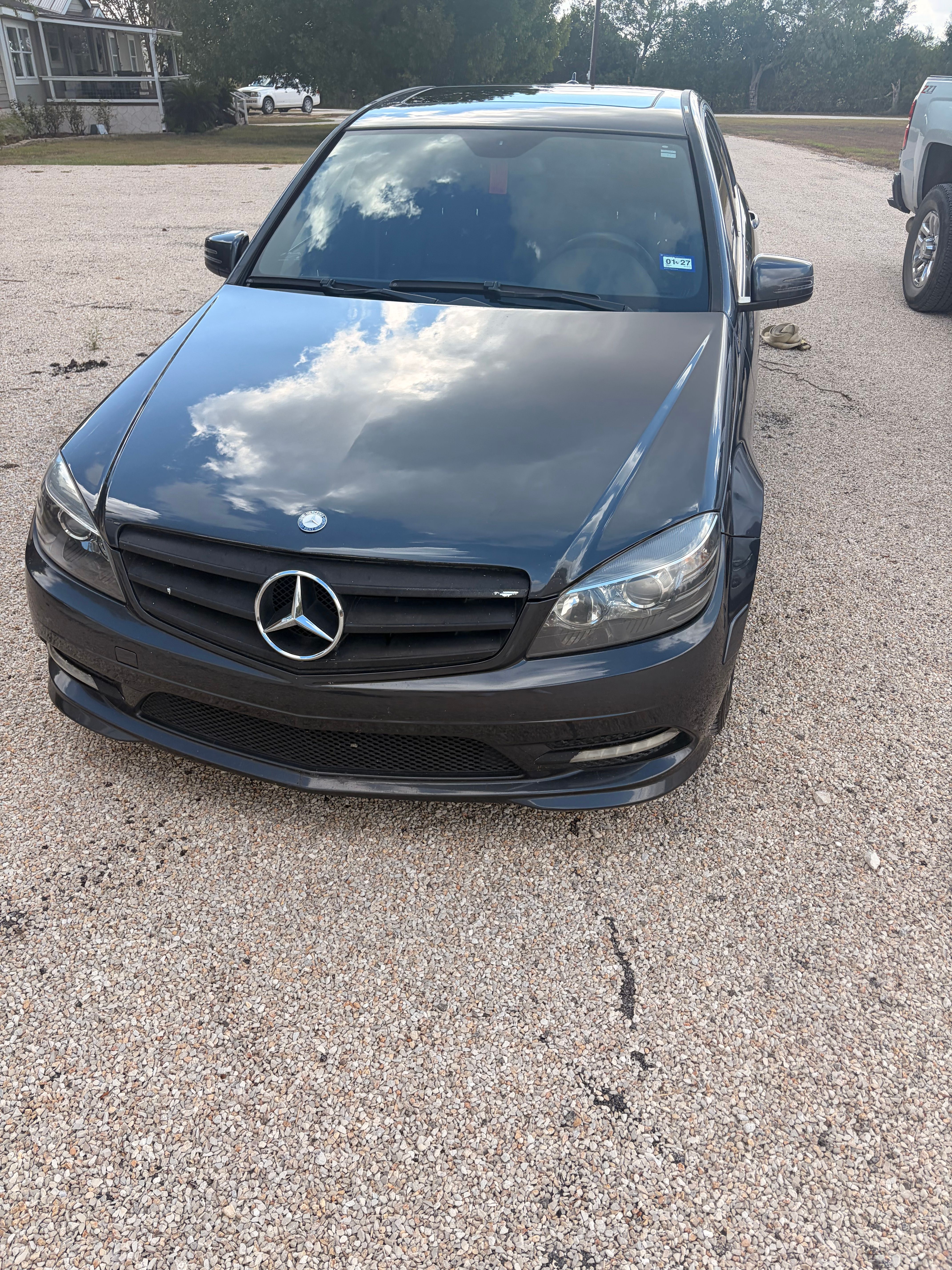 Used 2011 Mercedes-Benz C 300 Sedan w/ Multimedia Pkg image 1