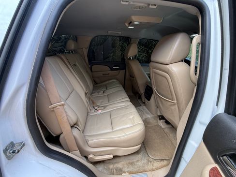 Used 2007 Chevrolet Tahoe LT w/ LT Preferred Equipment Group image 6