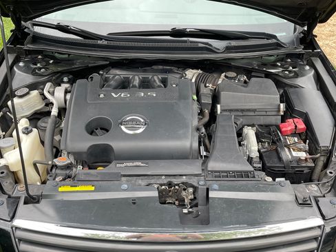 Used 2008 Nissan Altima 3.5 SE w/ Premium Pkg FWD image 11