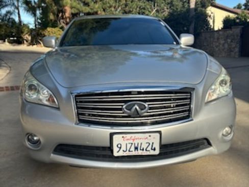 Used 2012 INFINITI M37 w/ Premium Pkg image 1
