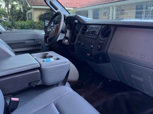 Used 2016 Ford F250 XL w/ XL Value Package AWD/4WD image 8