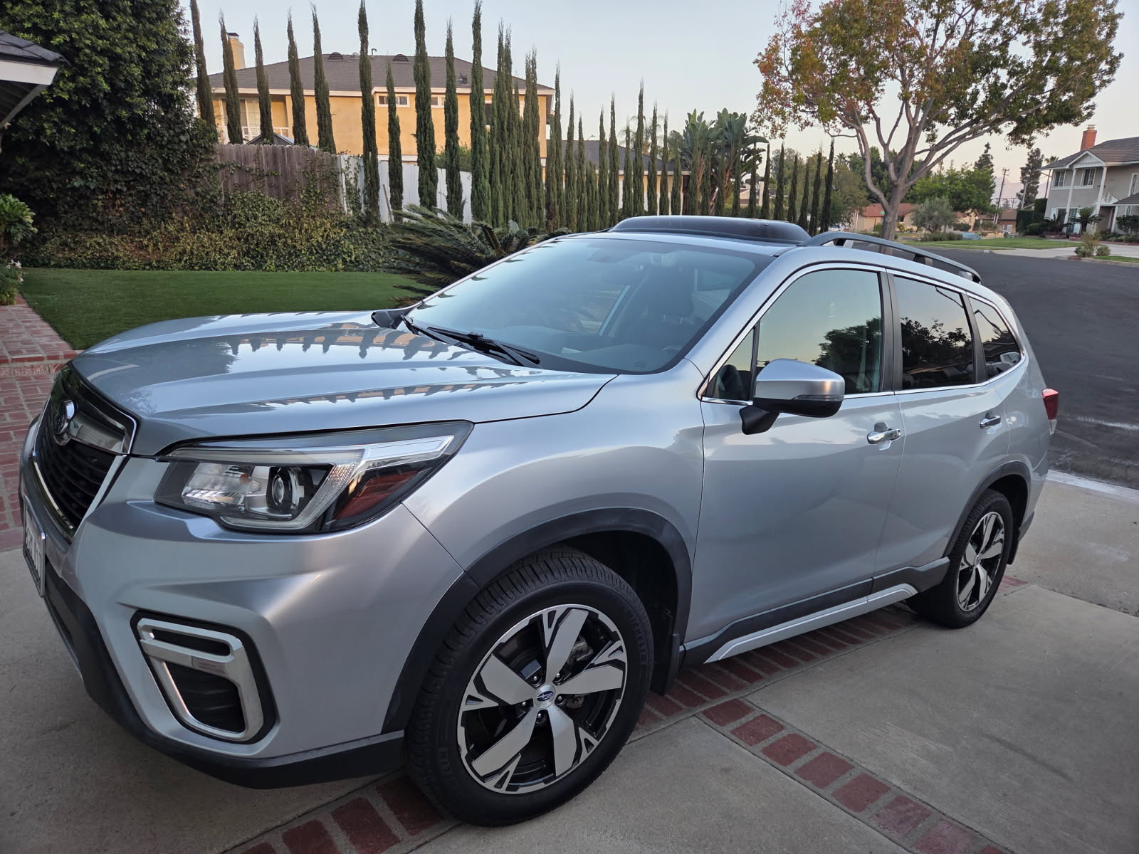 Used 2019 Subaru Forester Touring w/ Popular Package #3 AWD/4WD image 2