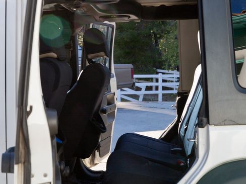 Used 2008 Jeep Wrangler Unlimited X image 6