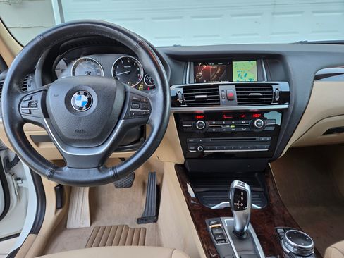 Used 2015 BMW X3 xDrive28i image 2