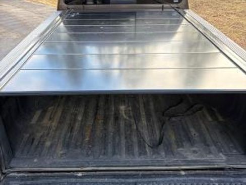 Used 2015 Ford F350 Lariat image 10