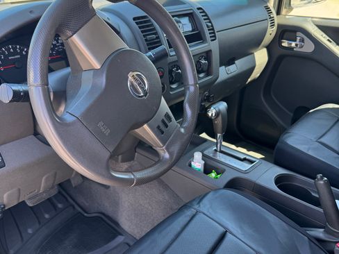 Used 2006 Nissan Frontier XE w/ (G01) XE Preferred Pkg RWD image 6