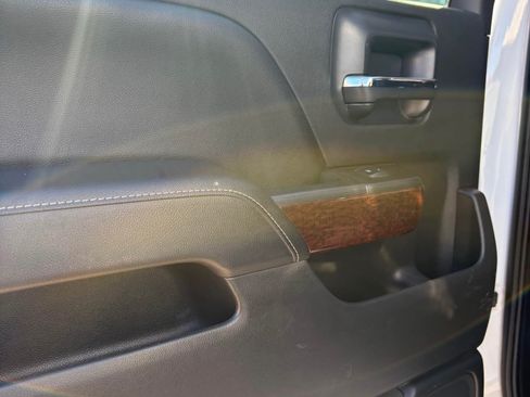 Used 2015 GMC Sierra 1500 SLE image 14