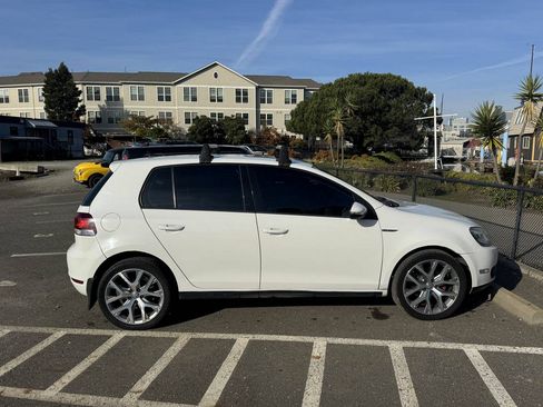 Used 2012 Volkswagen Golf TDI image 1