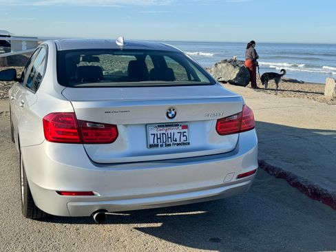 Used 2014 BMW 320i 320i Sedan 4D image 5