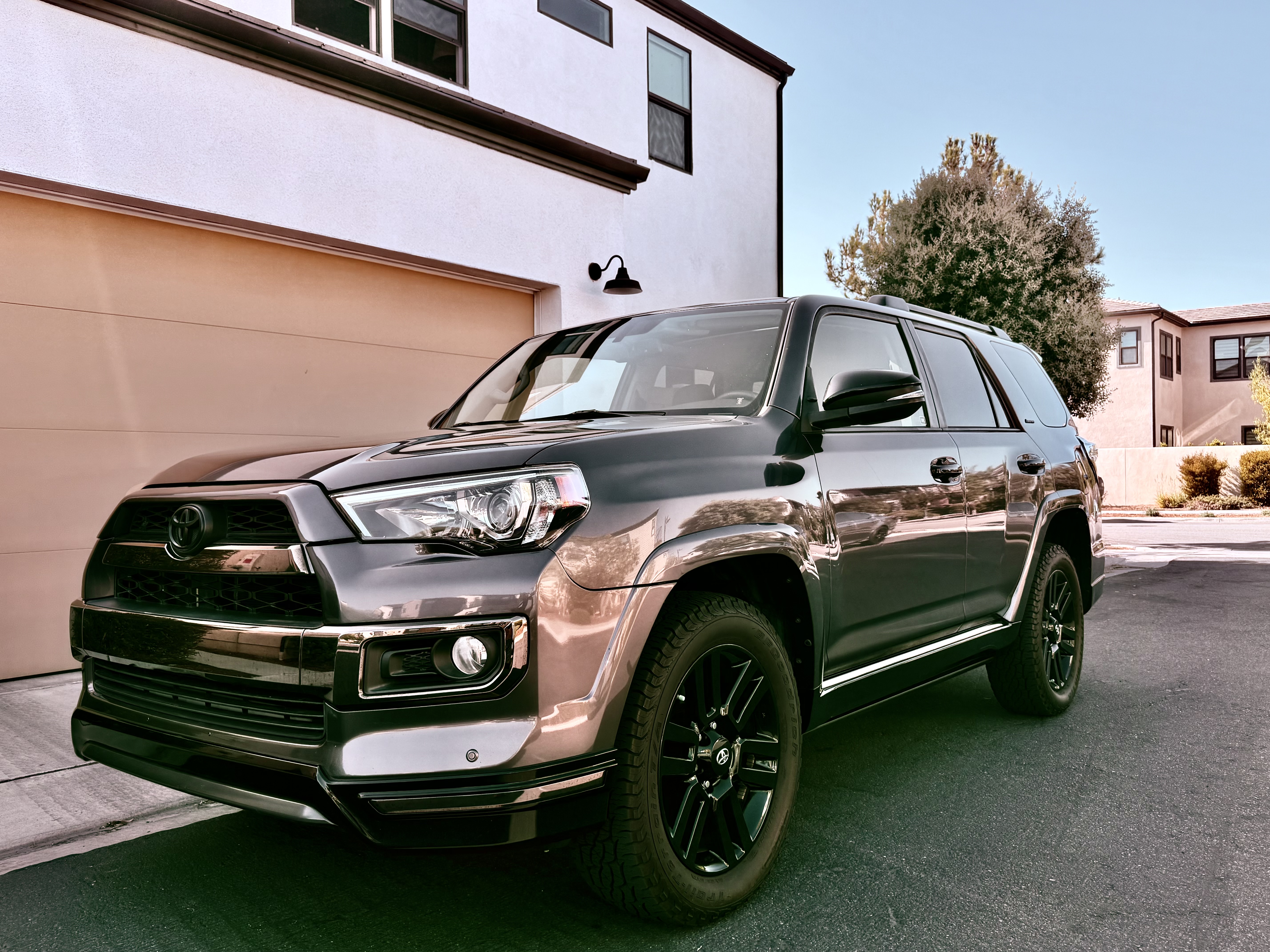 Used 2019 Toyota 4Runner Limited w/ Wilderness Package AWD/4WD image 2