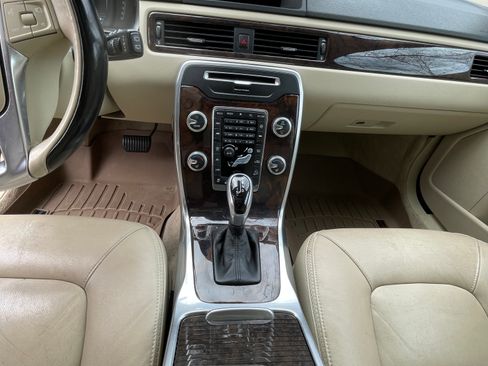 Used 2015 Volvo XC70 T6 Platinum w/ Climate Package image 16