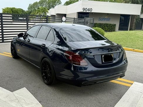 Used 2018 Mercedes-Benz C 300 Sedan image 10