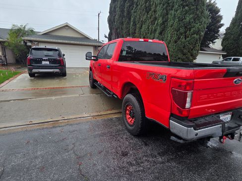 Used 2021 Ford F250 XLT w/ XLT Value Package image 9