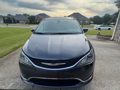 Used 2018 Chrysler Pacifica Touring-L