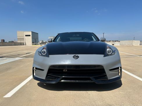 Used 2017 Nissan 370Z Coupe image 5