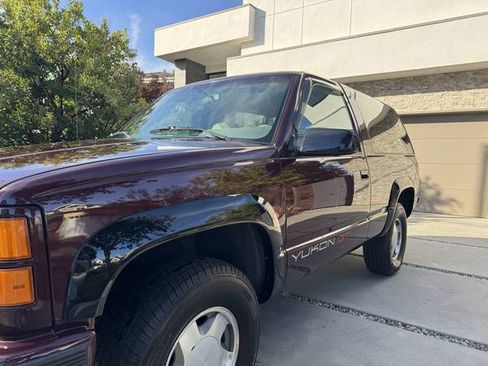 Used 1994 GMC Yukon 4WD 2-Door image 4