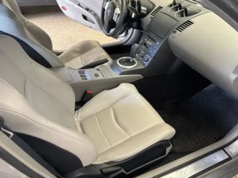 Used 2003 Nissan 350Z Touring image 4