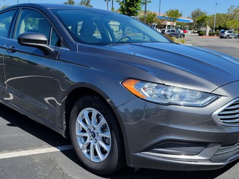Used 2017 Ford Fusion S FWD image 8