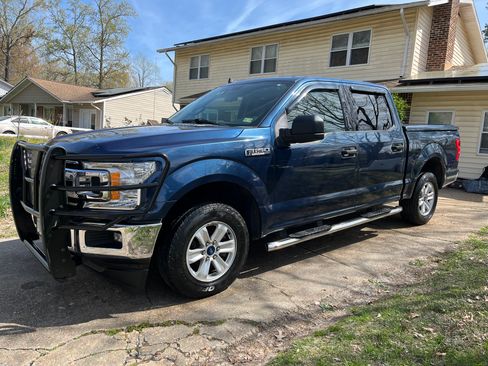 Used 2019 Ford F150 XLT image 4