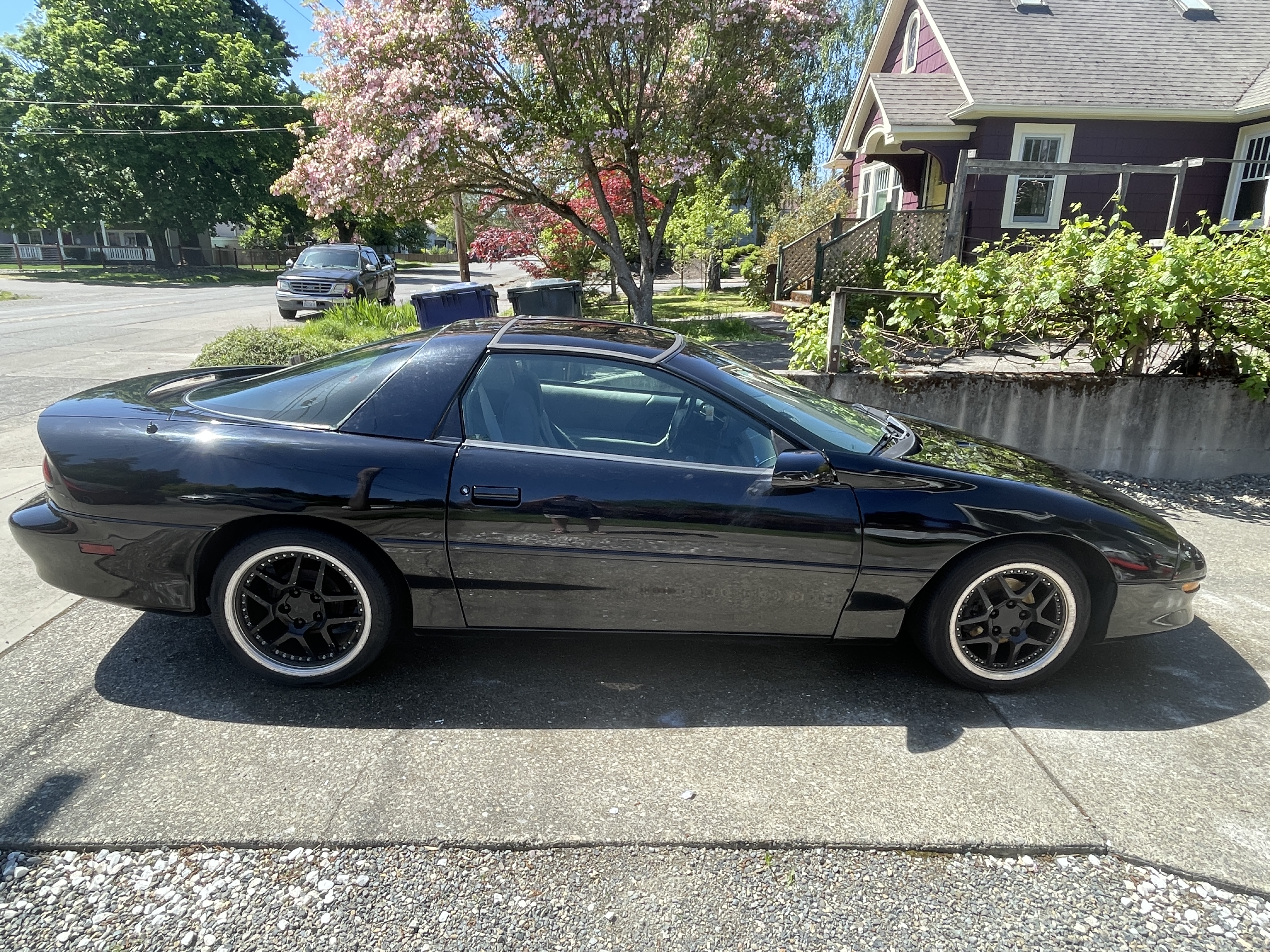 Used 1995 Chevrolet Camaro LT RWD image 5