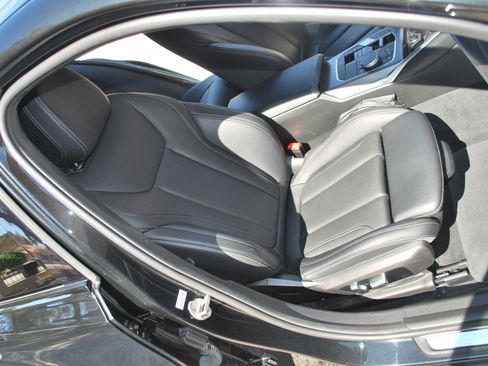 Used 2023 BMW 330e 330e Sedan 4D w/ M Sport Package image 13