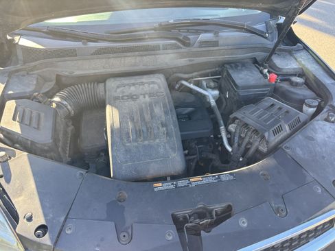 Used 2015 Chevrolet Equinox LT image 5