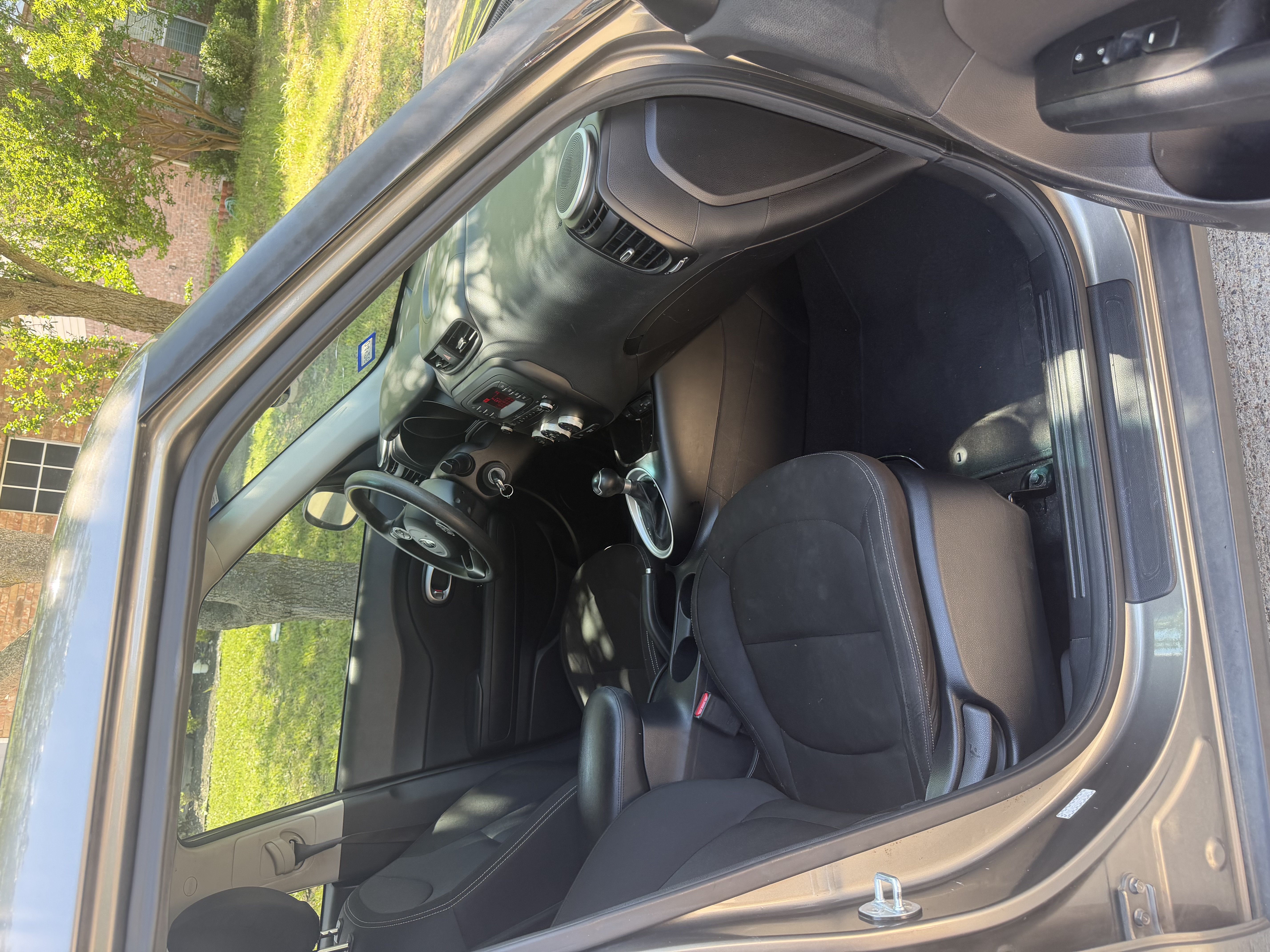 Used 2016 Kia Soul FWD image 21