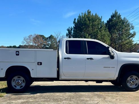Used 2023 Chevrolet Silverado 2500 W/T w/ WT Convenience Package image 6