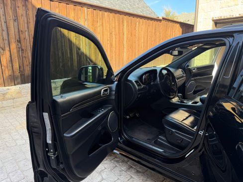 Used 2018 Jeep Grand Cherokee High Altitude image 10