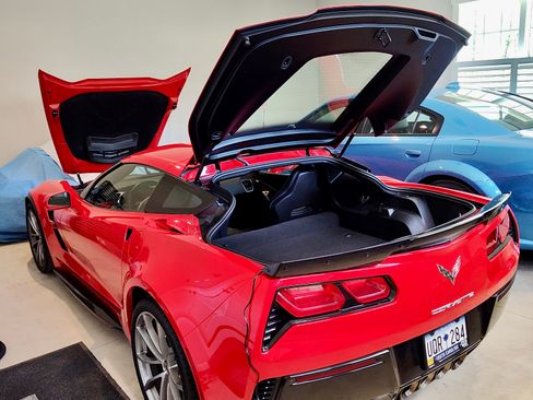 Used 2019 Chevrolet Corvette Grand Sport image 3