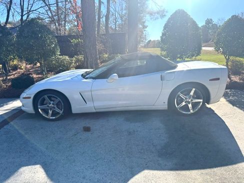 Used 2008 Chevrolet Corvette Convertible w/ Preferred Equipment Group image 1
