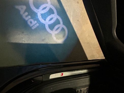 Used 2015 Audi Q7 3.0T S line Prestige w/ Luxury Package image 14