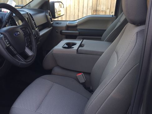 Used 2018 Ford F150 XLT w/ Equipment Group 302A Luxury AWD/4WD image 10
