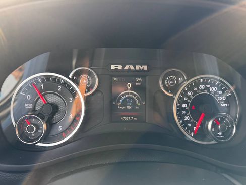 Used 2023 RAM 2500 Big Horn image 17