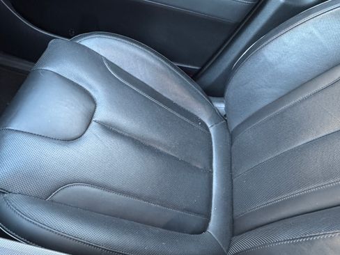 Used 2022 Hyundai Palisade Calligraphy w/ Winter Package image 11