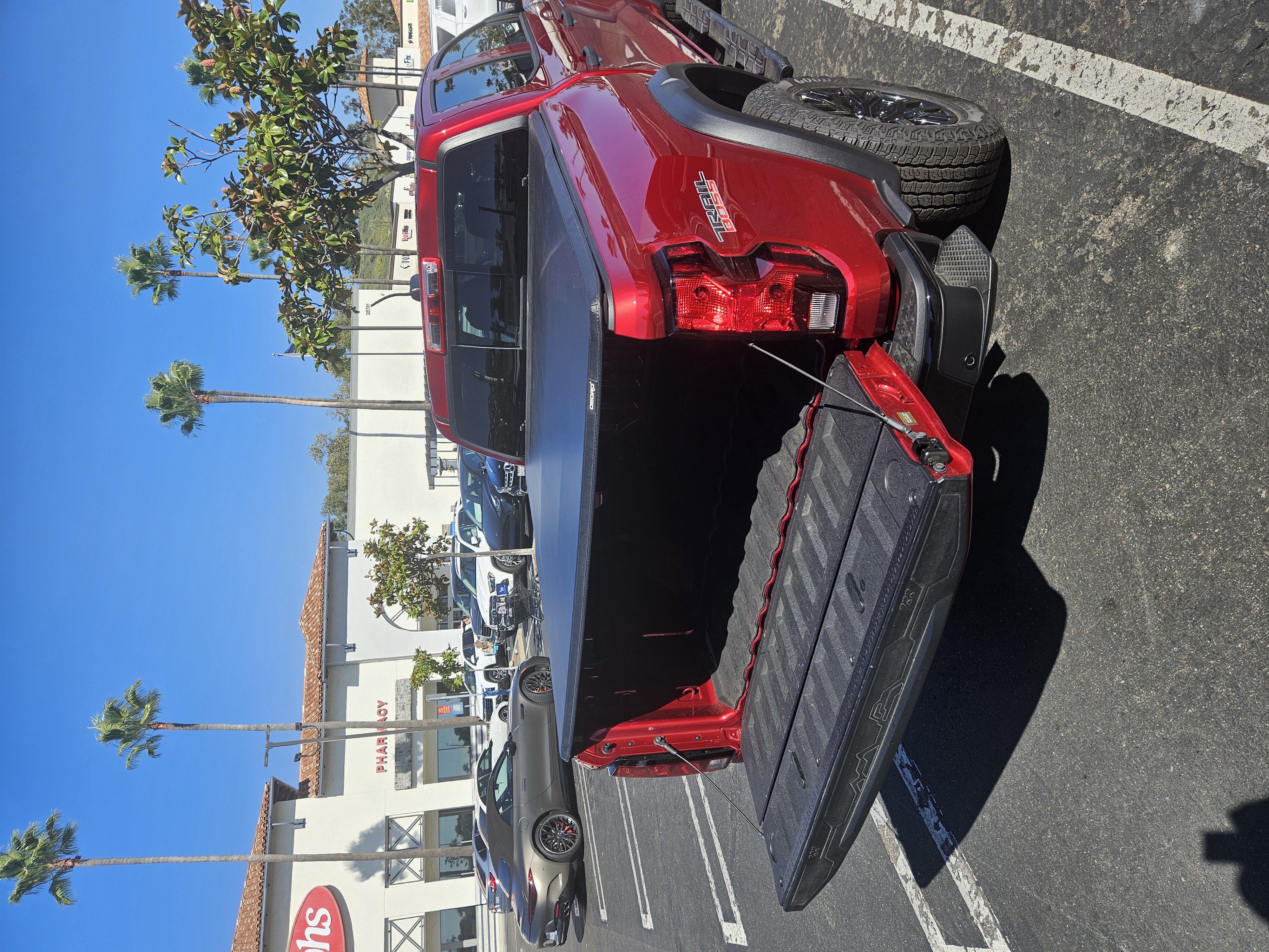 Used 2026 Chevrolet Colorado Trail Boss AWD/4WD image 13
