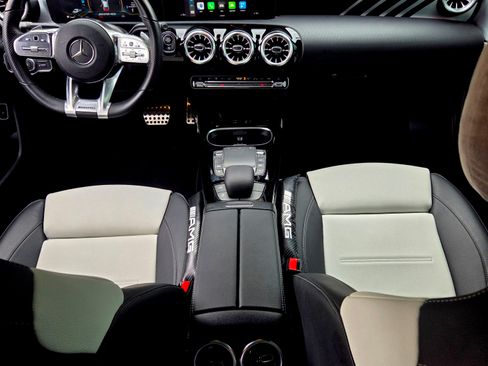 Used 2022 Mercedes-Benz CLA 35 AMG 4MATIC image 22