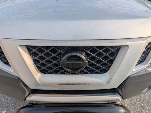 Used 2011 Nissan Xterra S w/ 4X4 Value Package image 11