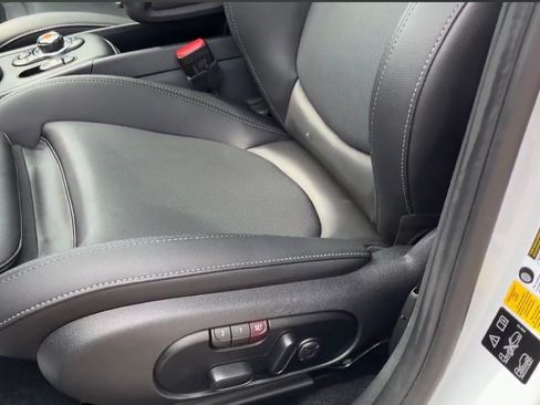 Used 2020 MINI Cooper Countryman S FWD image 5