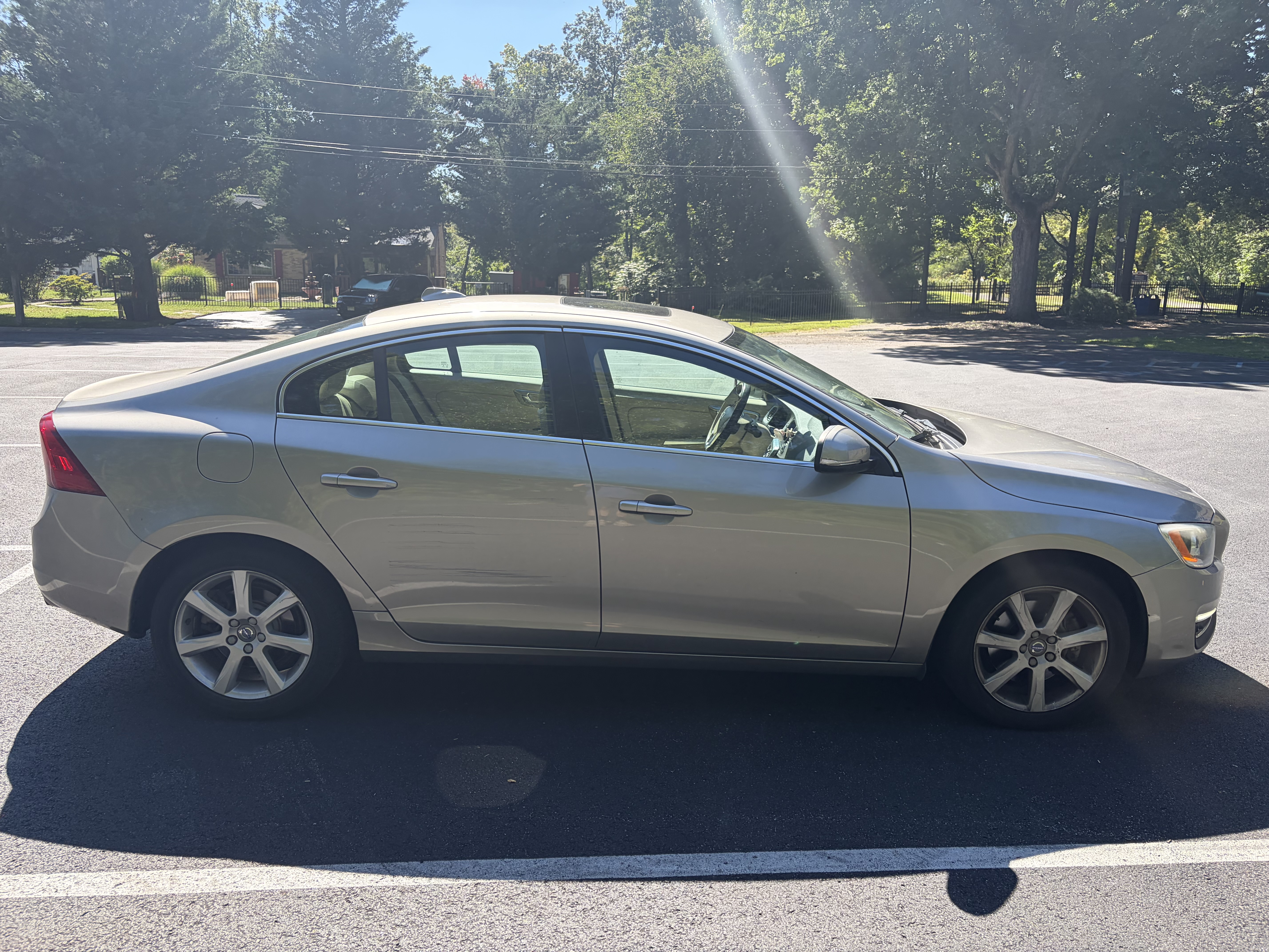 Used 2016 Volvo S60 T5 Premier AWD/4WD image 8