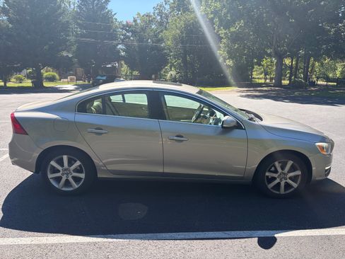 Used 2016 Volvo S60 T5 Premier AWD/4WD image 8